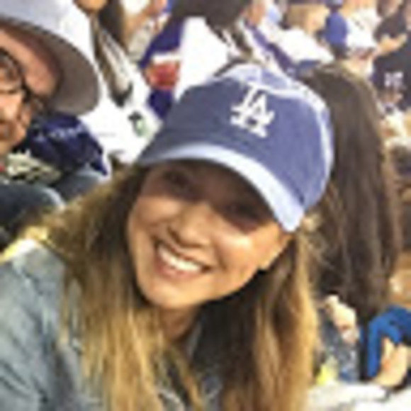 Meet your Posher, Marisa - Picture 1 of 1